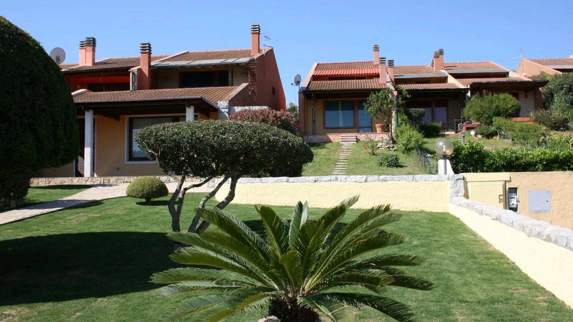 Hotel Le Residenze Di Sant'Elmo Castiadas 2*,  Italia